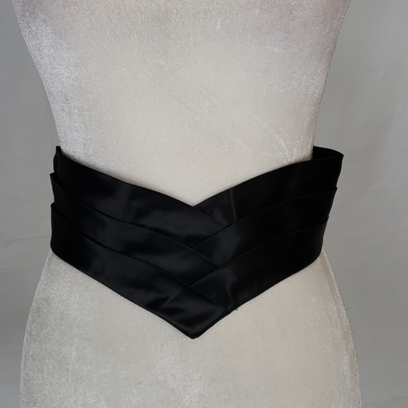 Vintage Accessories - Vintage Satin Belt 28"